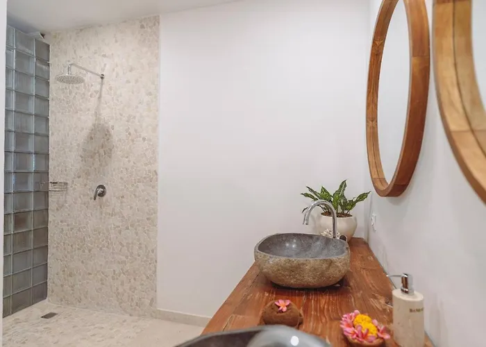 Hossegor - Tropical 1 Bedroom Ocean View Apartment