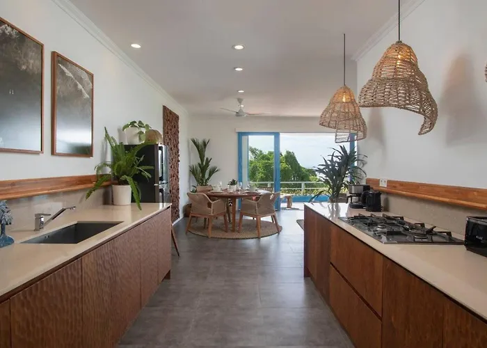 Hossegor - Tropical 1 Bedroom Ocean View Apartment
